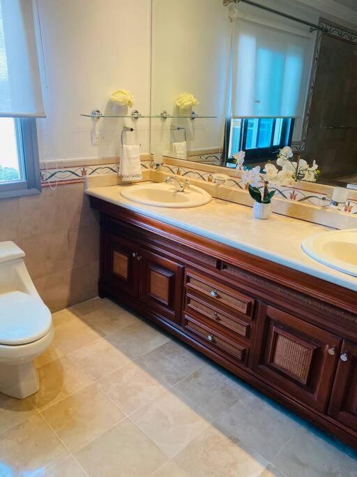 סנטו דומינגו Malecon Vista Mar Habitacion Privada Larimar, מראה חיצוני תמונה